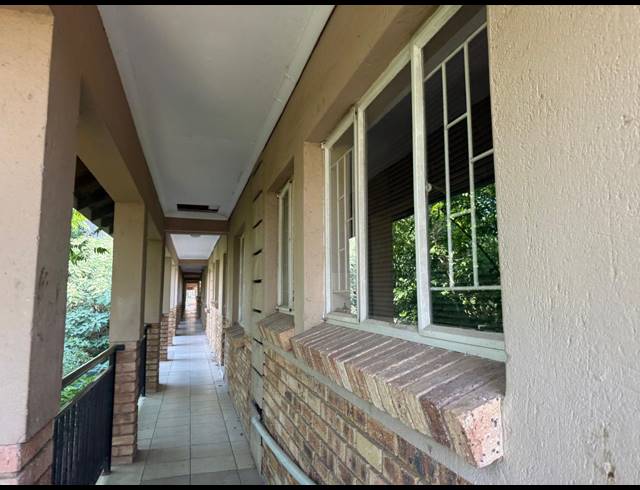2 BEDROOM APARTMENT FOR SALE IN RUSTENBURG CENTRAL